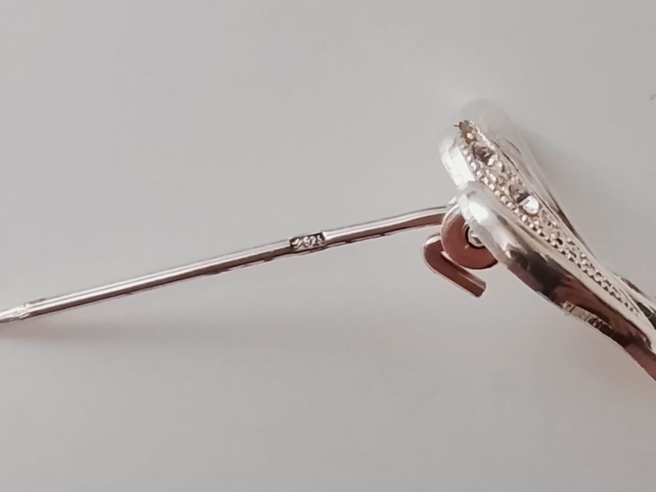 Veche brose din argint de 925, cu zirconii, copii