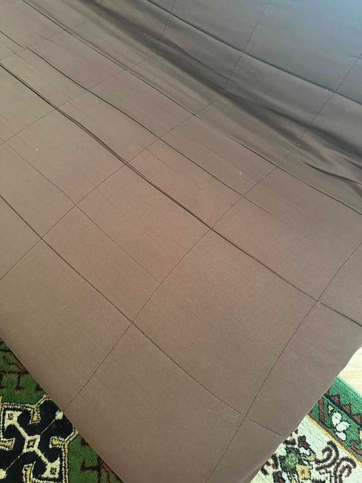 Canapea extensibilă 180x110 cm, cadru metalic, lamele de lemn si lada de depozitare (cu spuma extra sezut)