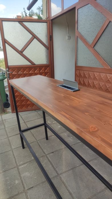 Обзавеждане на заведения и барове -бар маси , столове , трапезни маси