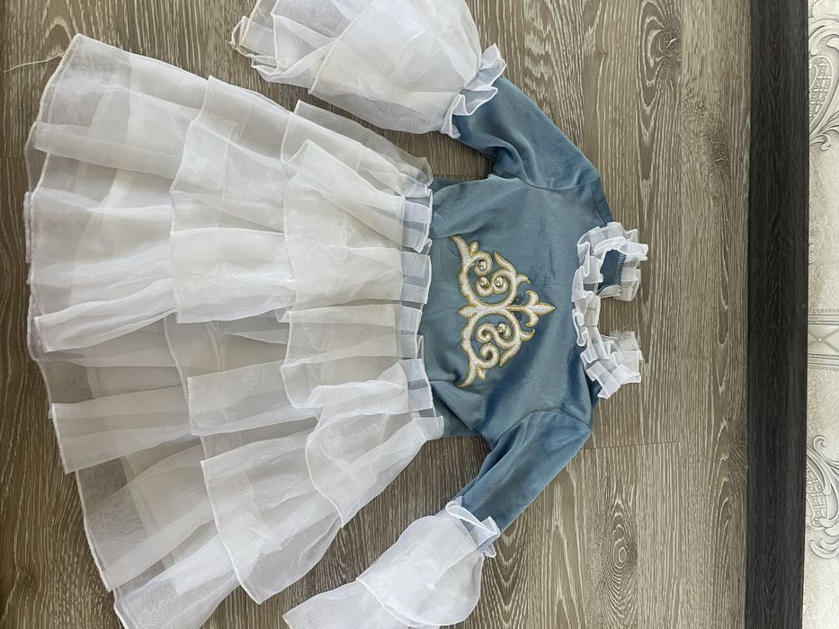 Детский платьғ продам