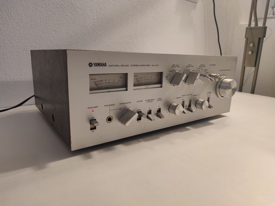 Amplificator Yamaha CA 810 statie carcasa lemn