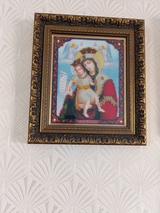 Продам иконы из бисера