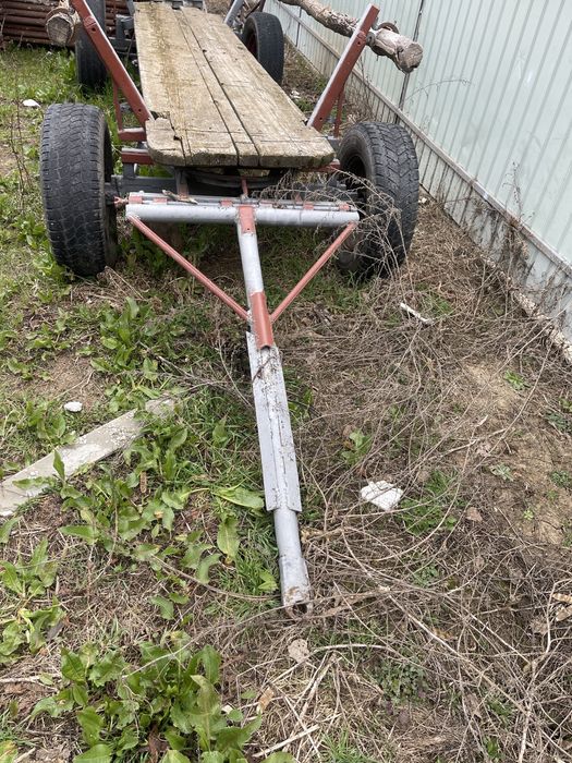 vand tractor  mc cormic 35 cai. mai multe detali la tlf