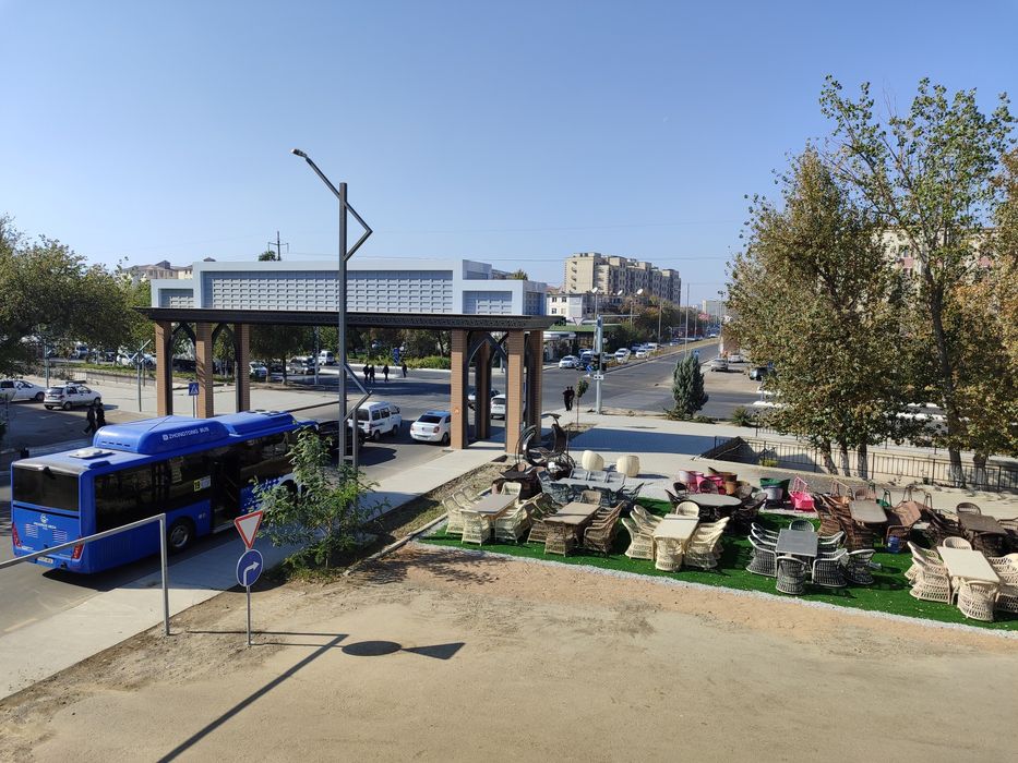 Срочно Здается готовый офис или магазин 55 КВ. В Дол дороге Бухара Сит