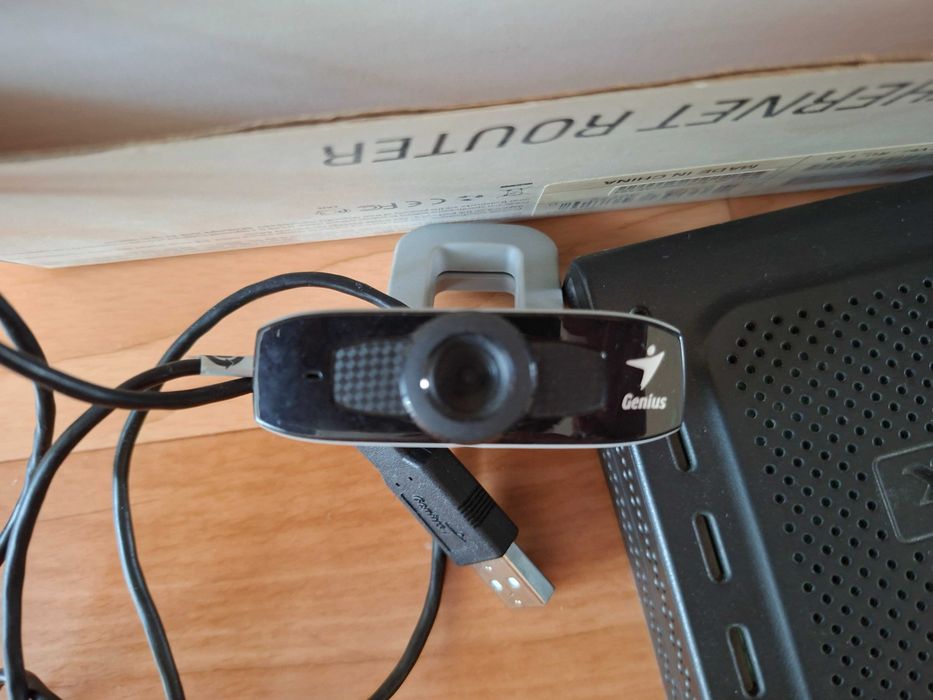 Роутер D-Link DSL-2500U +камера Genius