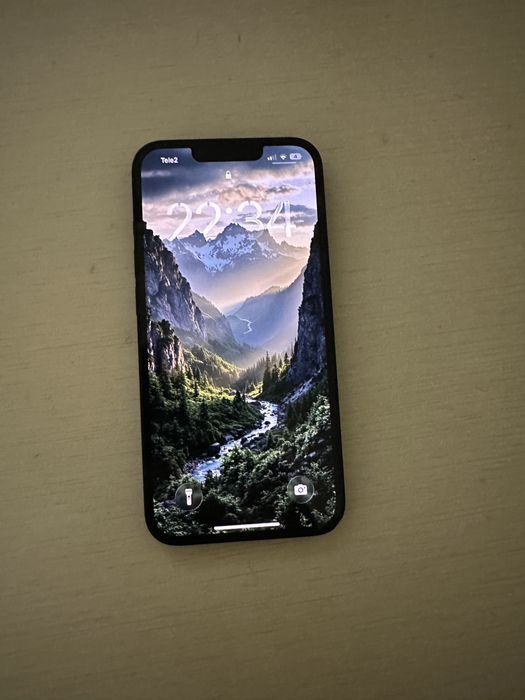 Айфон 13 128гб в идеале