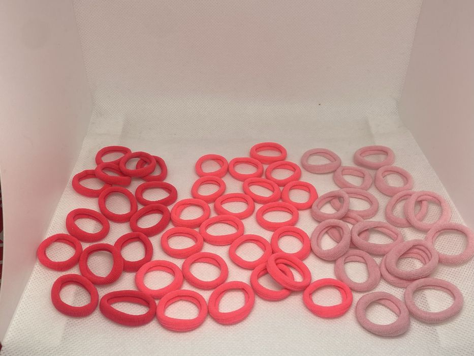 Set cadou 65 piese accesorii păr – Elastice & Clame Trendy!