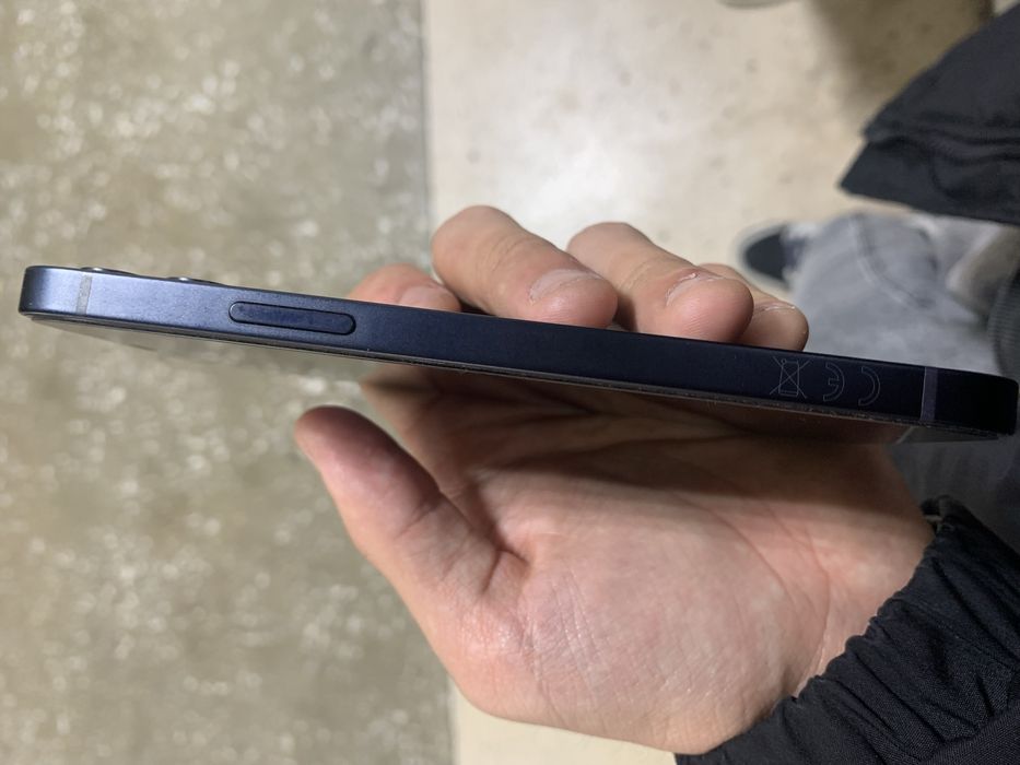 Продам айфон 12 в идеальном состоянии