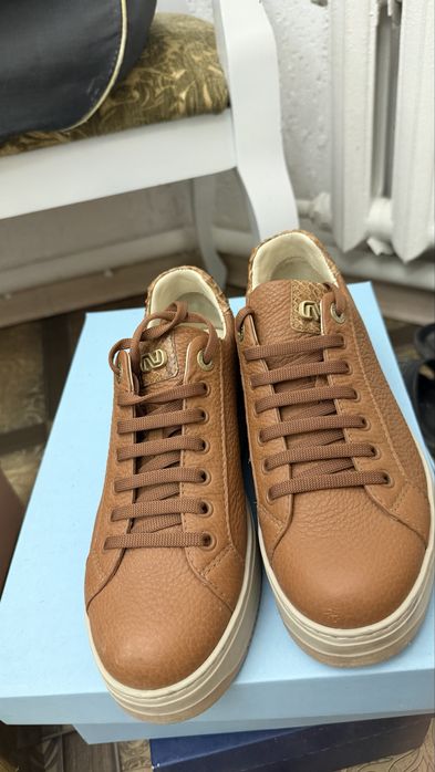 Женский обувь фирма Нурсаче