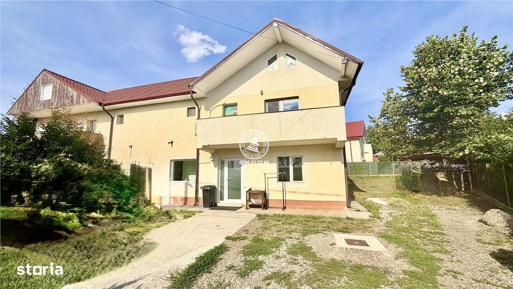 Vilă tip Duplex în Popricani • 5 Camere • Teren 460 mp