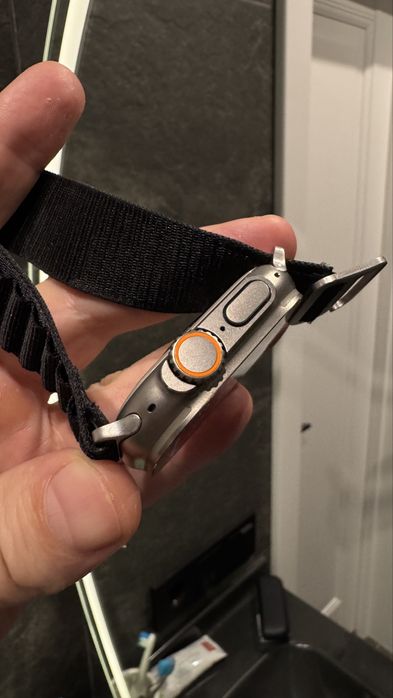 Apple Watch Ultra 1 (49mm) Titanium
