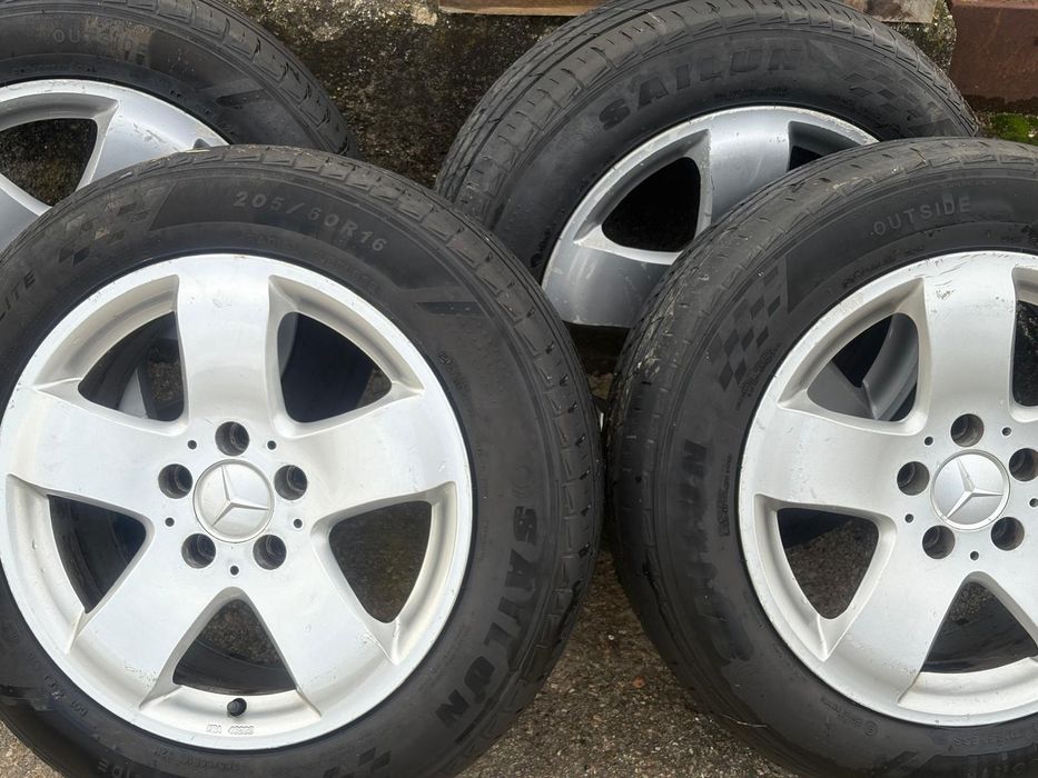 Vând jenti mercedes benz