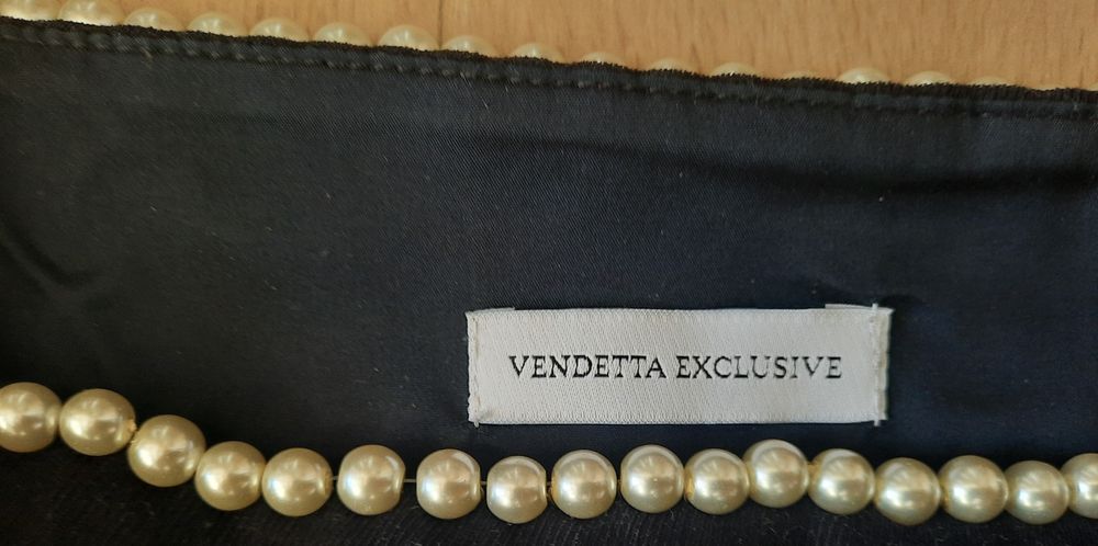 Елегантна рокля на Vendetta Exclusive