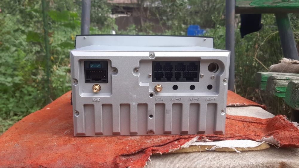 Решетка Mersedes Benz