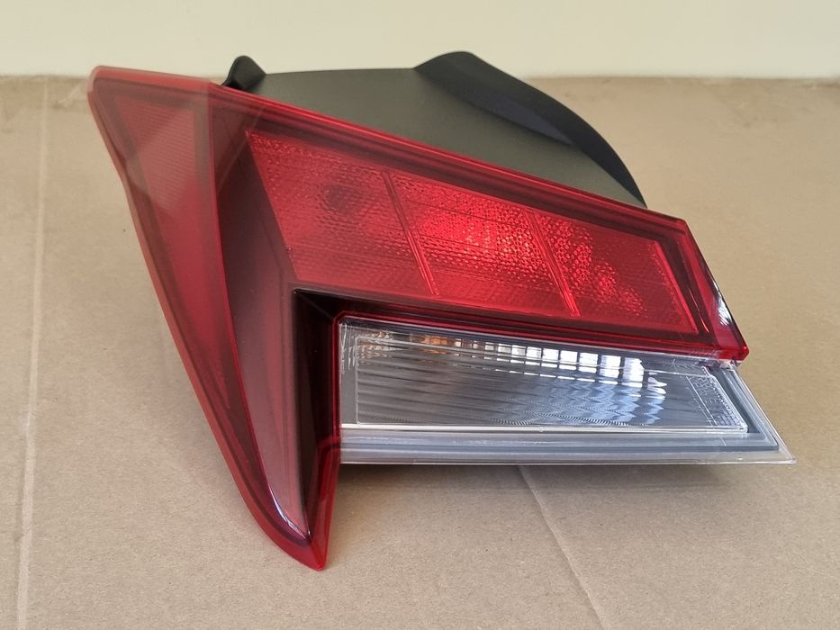 Задний фонарь на Элантра