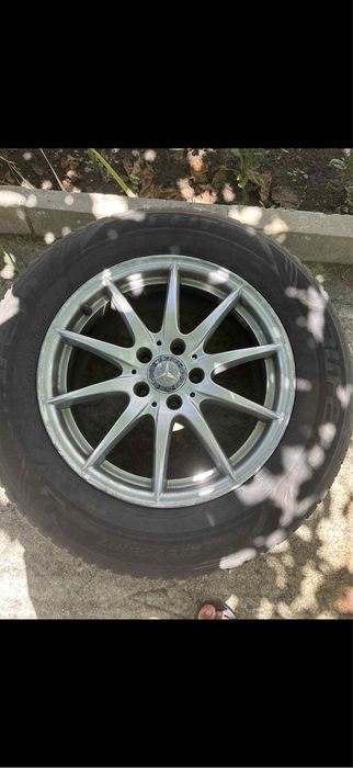 Зимни гуми с джанти за мерцедес