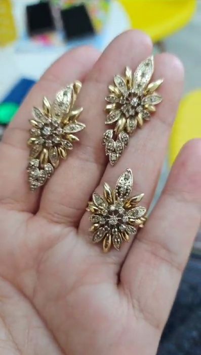 Бриллиантовые наборы, комплекты с бриллиантами