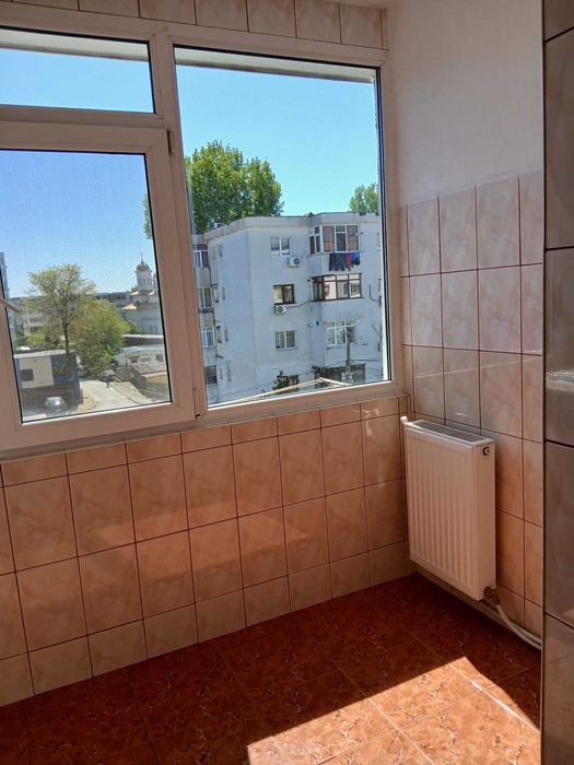 3 camere decomandat