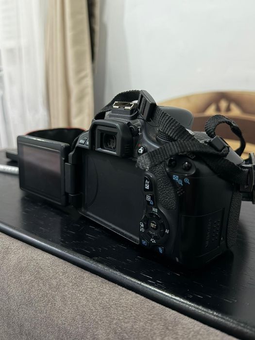 Продам цифровой фотоаппарат canon