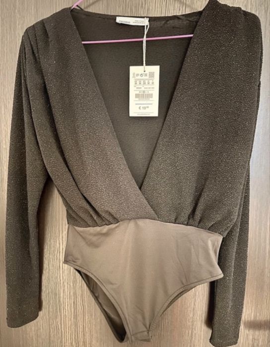 Body Pull&Bear nou cu sclipici