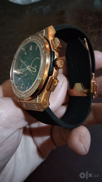Часы HUBLOT GEHEVE срочно.