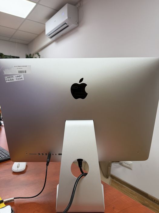 Apple iMac A1418