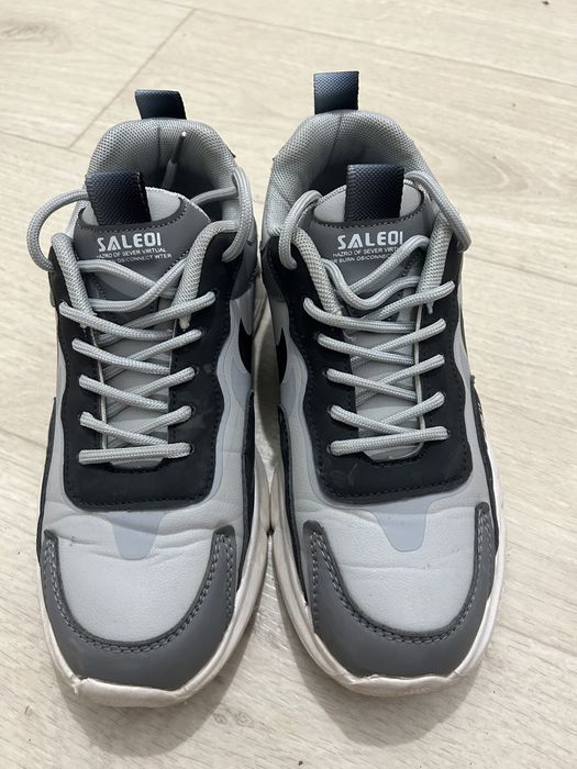 Продам обувь