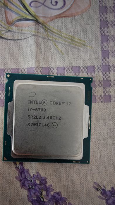 Vând procesoare i7 diferite modele perfect functionale