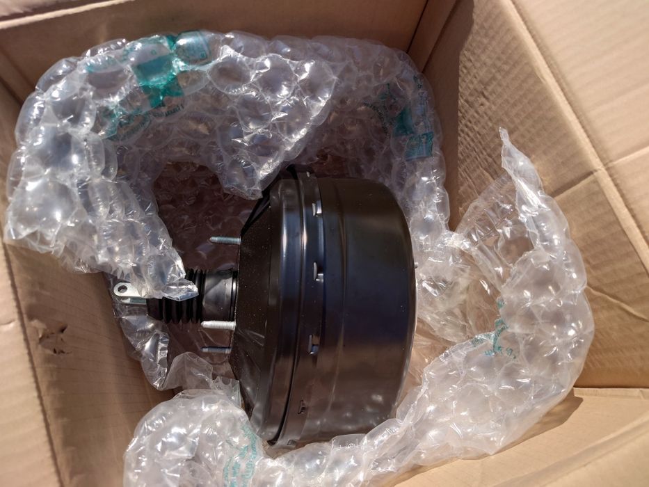 Серво усилвател за Мерцедес Вито