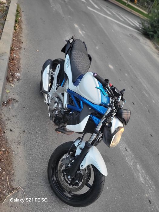 Suzuki gladius 650