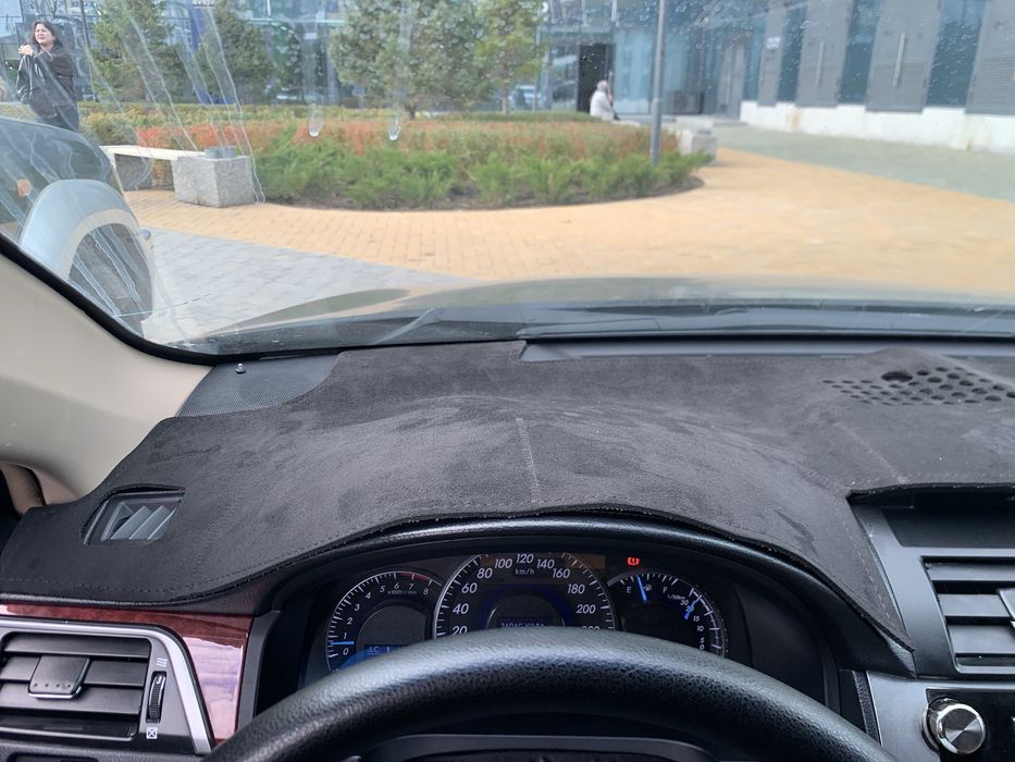 Накидка на панель Camry 50