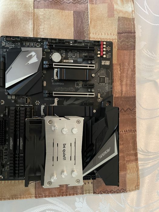 AORUS Z390 Pro + i5 9600K + 32Gb RAM