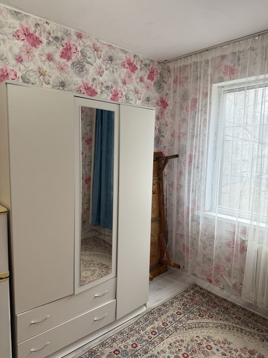 Общежитиядан 1 бөлме сатылады. 14кв м