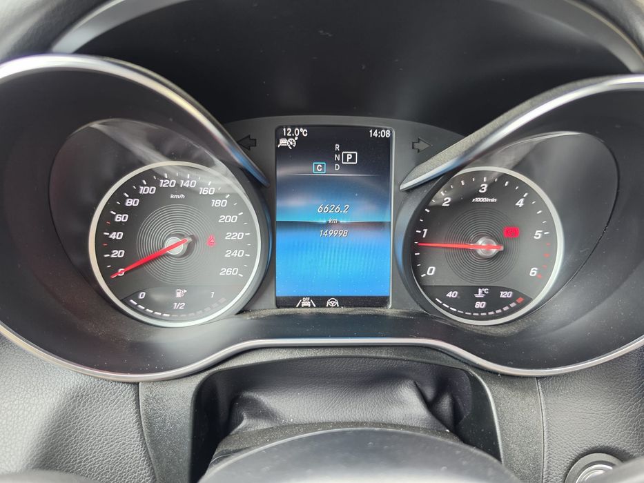 Mercedes glc 220. 4  matic