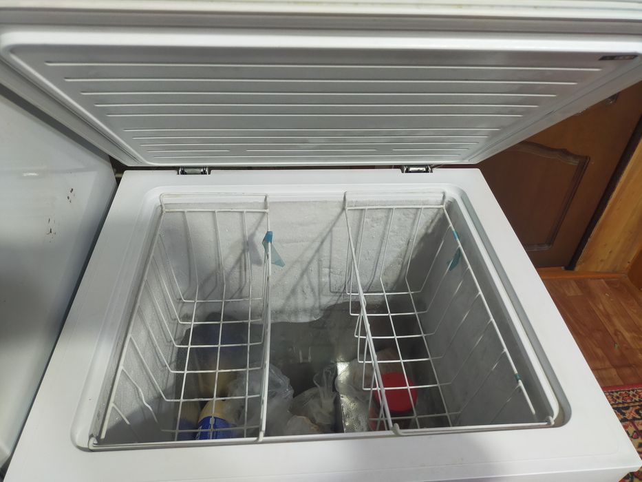 Продам морозильную камеру