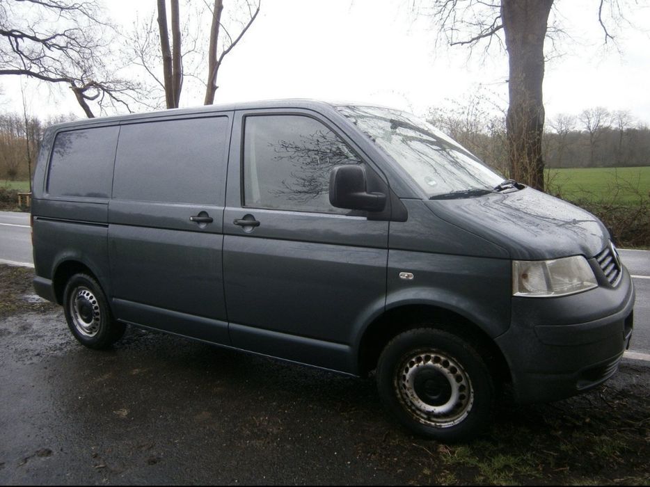 Volkswagen t5 transporter  1.9 TDI