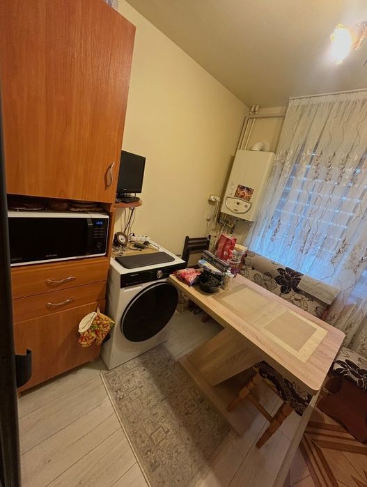 Apartament 2 camere semidecomandat