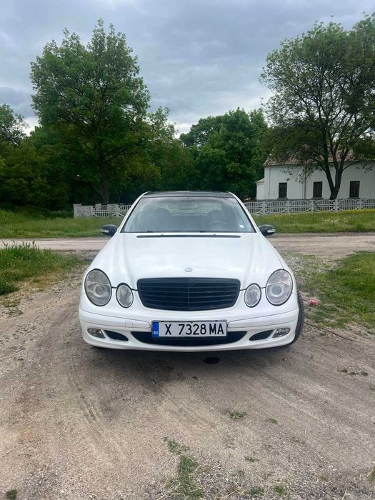 Mercedes-Benz E 220