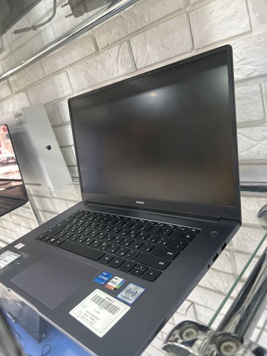 Huawei MateBook i5-11