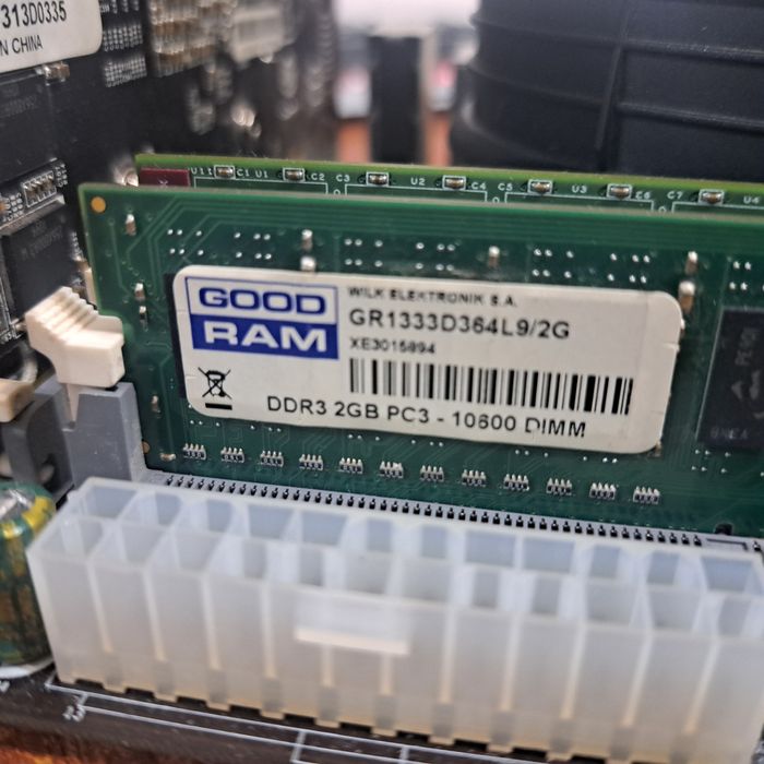 Продам комплект мать проц ОЗУ куллер