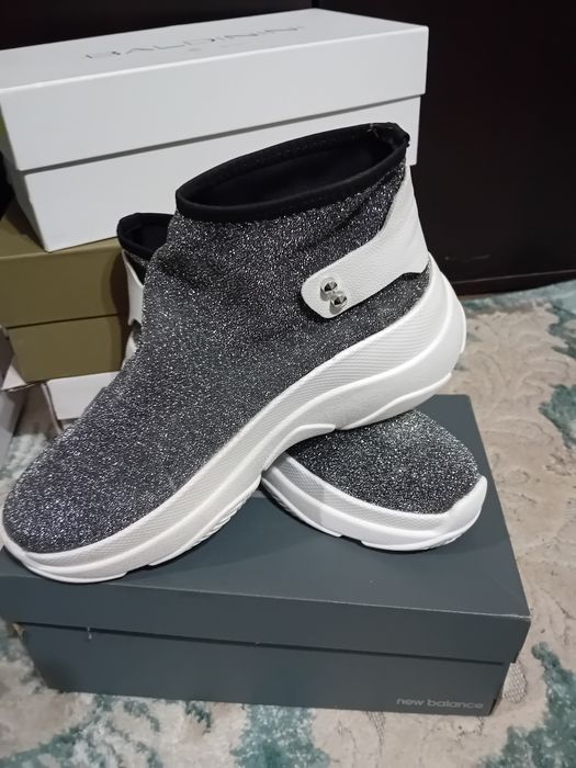 ghete sport stralucitoare