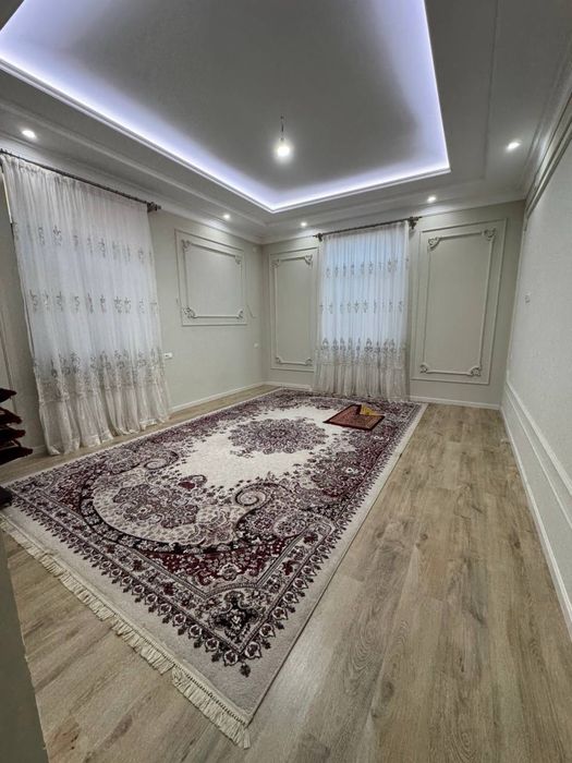 uy sotiladi. yahshi narhda