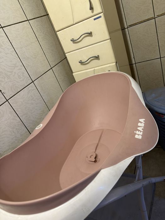 Продам ванночку BEABA