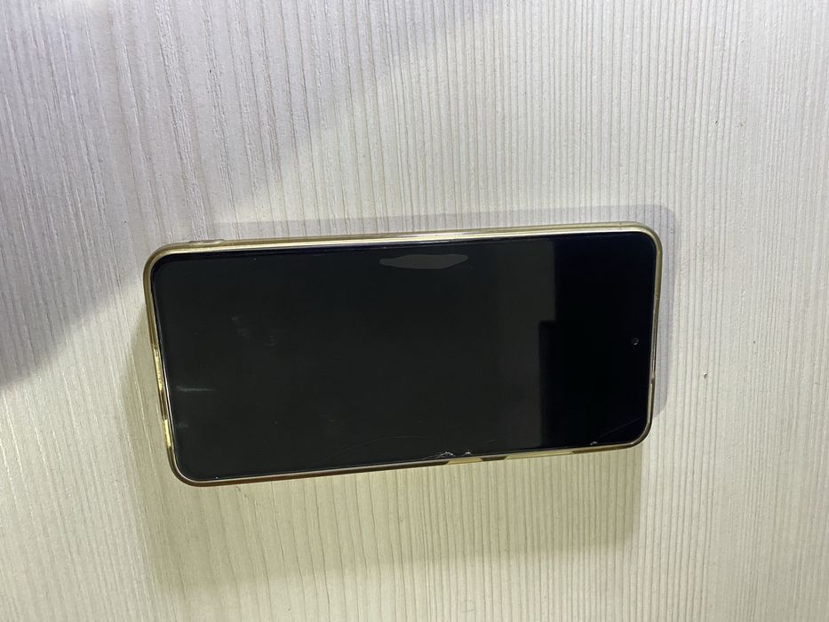 Продам самсунг 21 fe