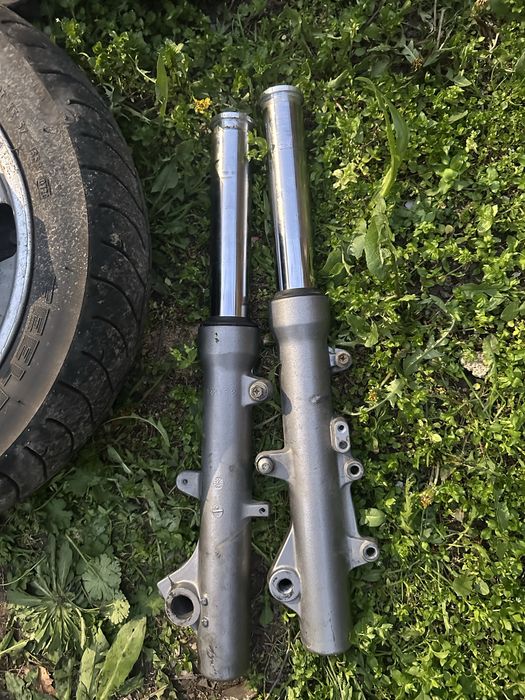 Suzuki Burgman 250 на части
