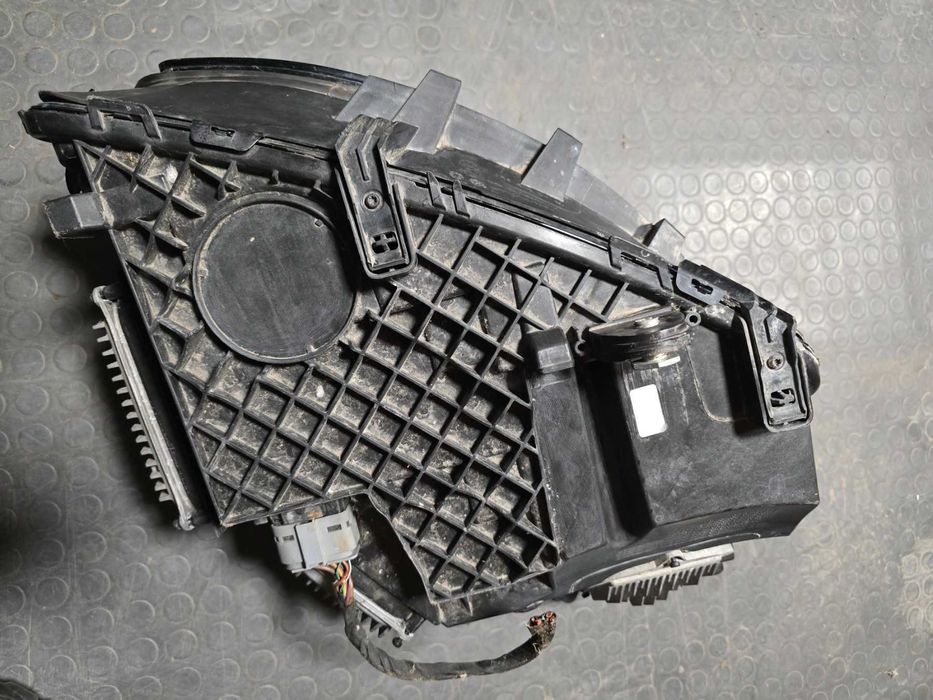 Ляв оборудван LED фар за Mercedes GLC W253