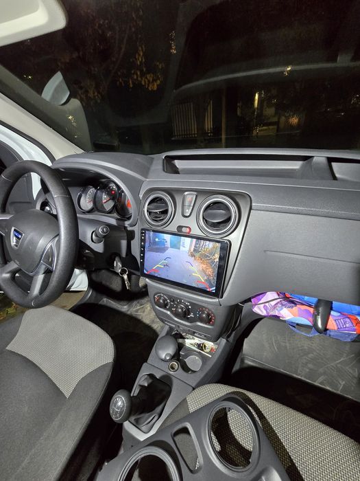 Navigatie Android Dacia Dokker Waze YouTube GPS Carplay BT