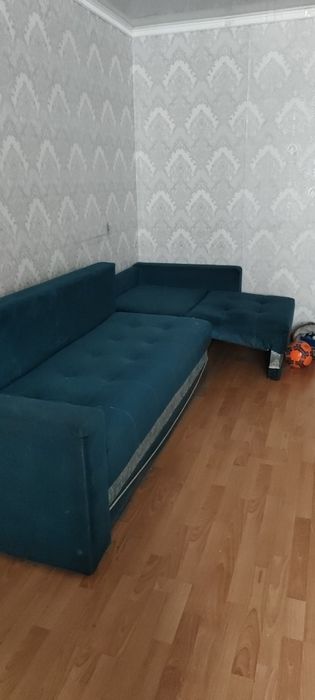 Отдам даром диван