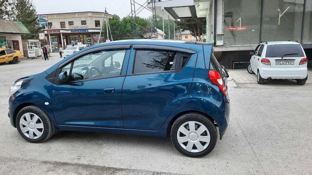 Автомобиль Спарк