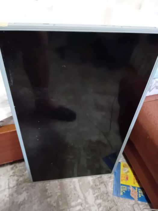 Тв LG 29 инча 19 волта на части  цял